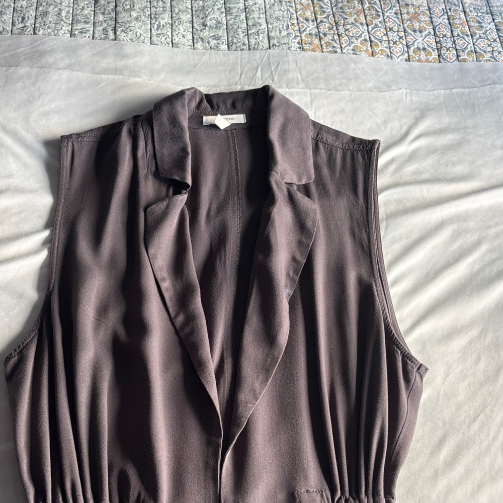 Maurices Charcoal Sleeveless Top